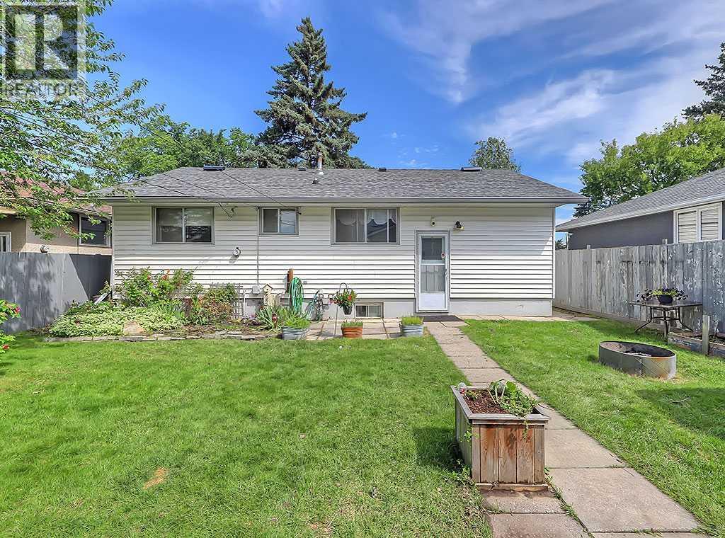 Single Family House Bungalow for Sale in  Valentine Crescent SE Penbrooke Meadows Calgary 