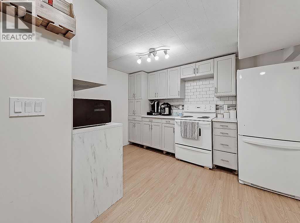 Single Family House Bungalow for Sale in  Valentine Crescent SE Penbrooke Meadows Calgary 