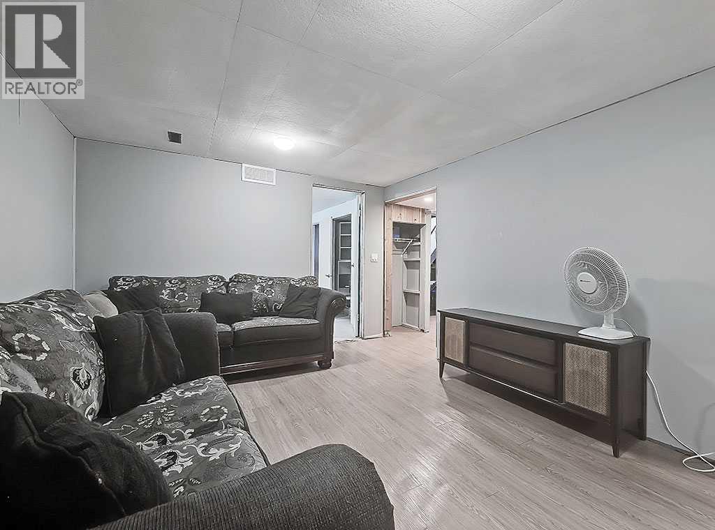 Single Family House Bungalow for Sale in  Valentine Crescent SE Penbrooke Meadows Calgary 