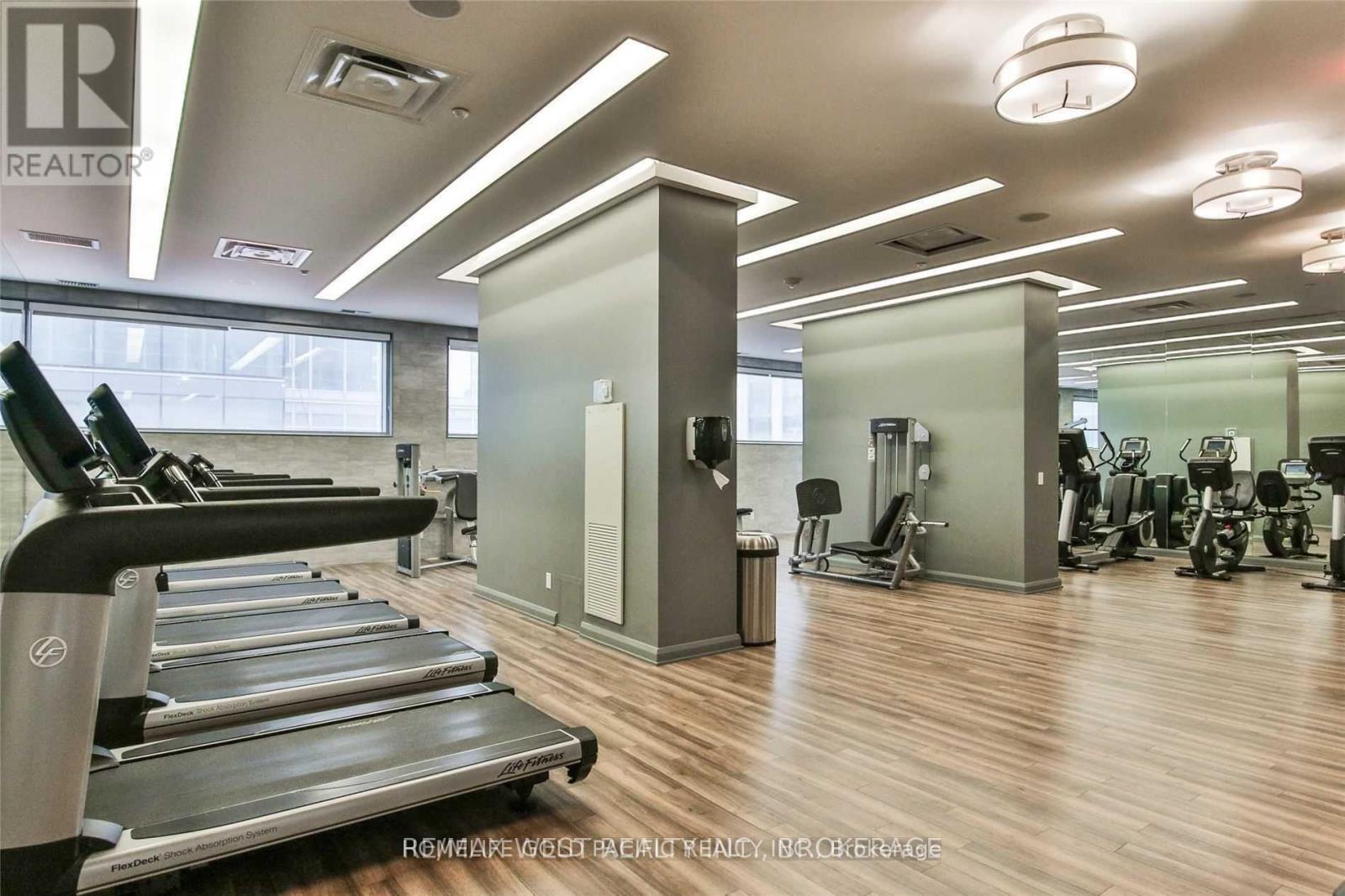 Photo 21 of 2313 155 Yorkville Avenue, Toronto ON