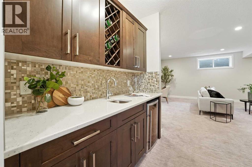 Single Family House for Sale in   Street NW Parkdale Calgary 