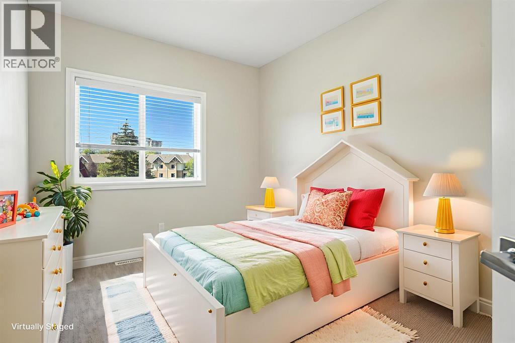 Single Family House for Sale in   Street NW Parkdale Calgary 