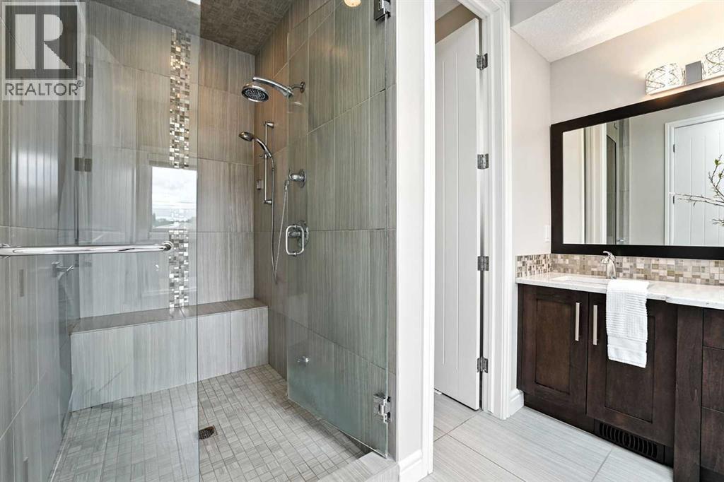 Single Family House for Sale in   Street NW Parkdale Calgary 