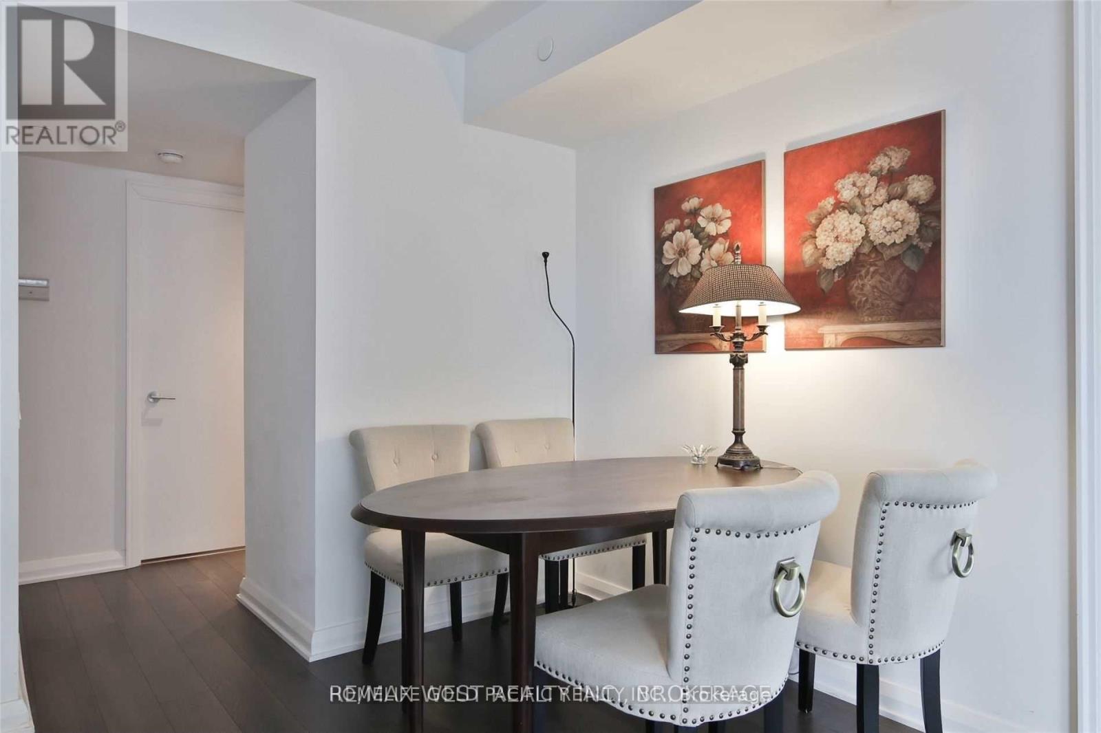 Photo 9 of 2313 155 Yorkville Avenue, Toronto ON