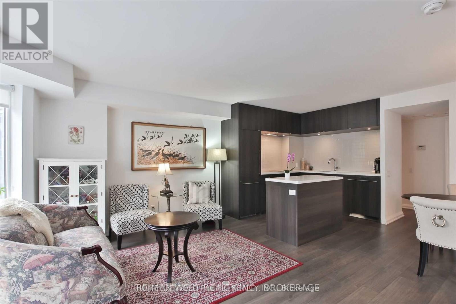 Photo 7 of 2313 155 Yorkville Avenue, Toronto ON