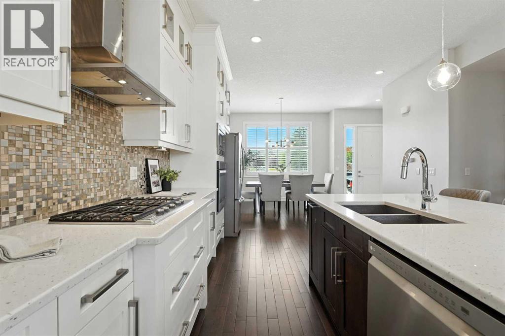 540 37 Street NW, Calgary, Alberta