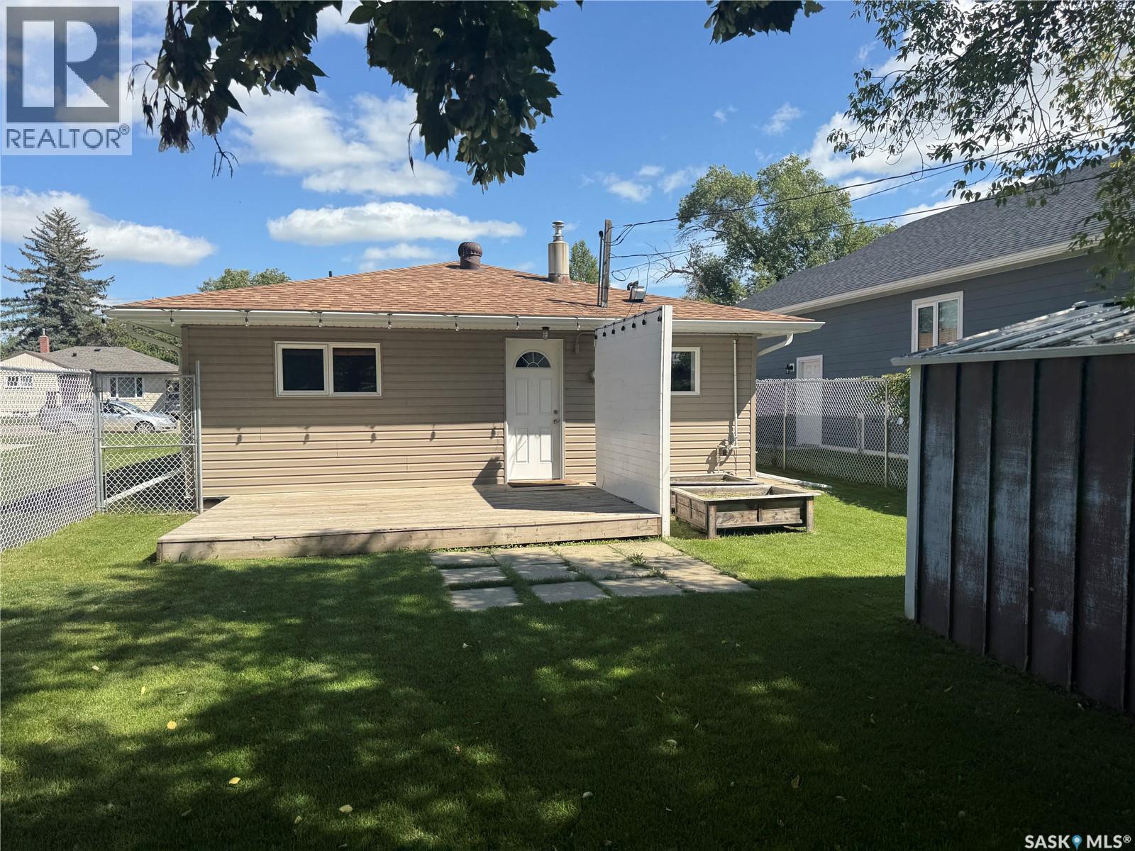 Photo 19 of 224 Thomson Street, Outlook SK