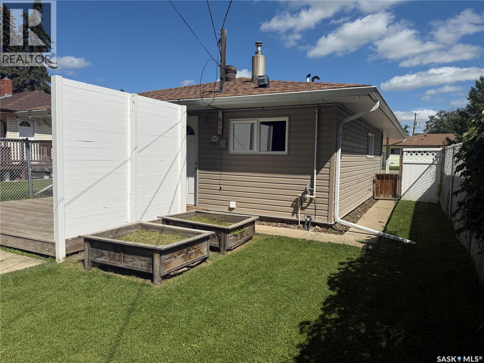 Photo 20 of 224 Thomson Street, Outlook SK