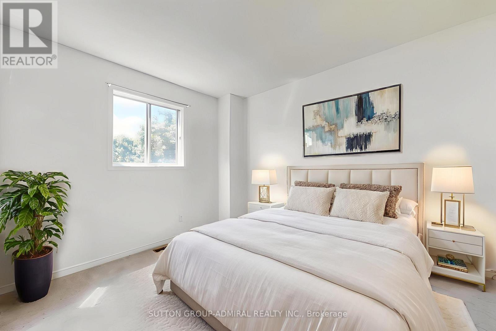 Photo 1 of 184 Hanmer Street W, Barrie ON