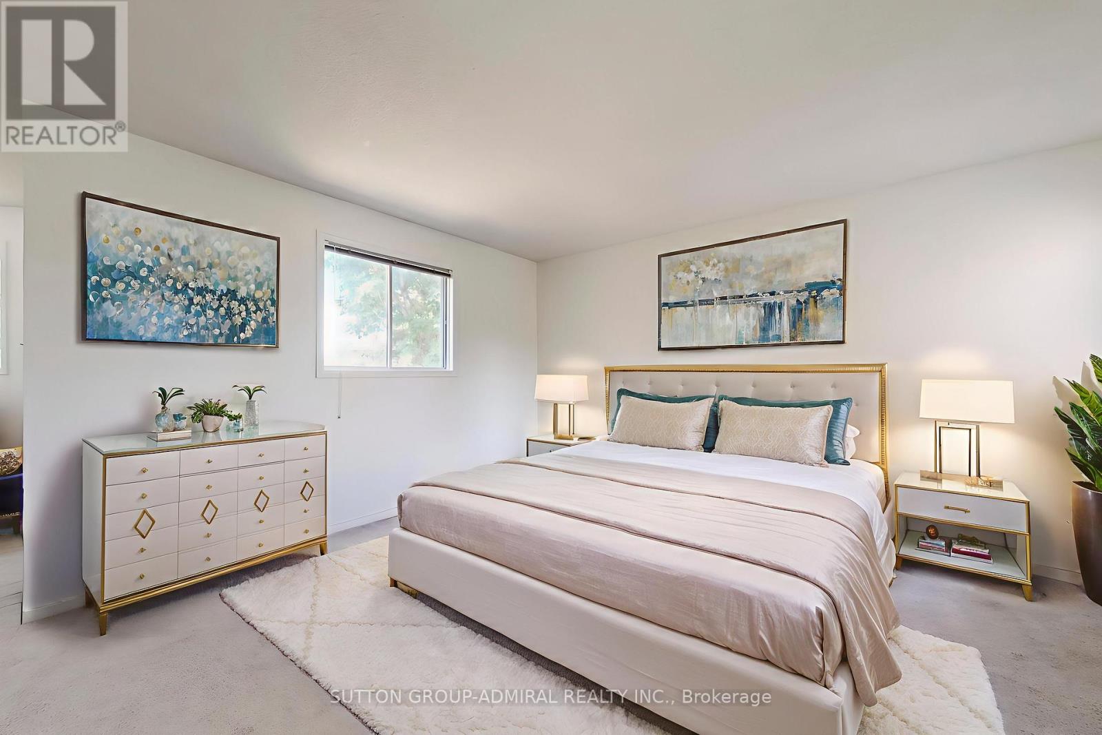 Photo 4 of 184 Hanmer Street W, Barrie ON