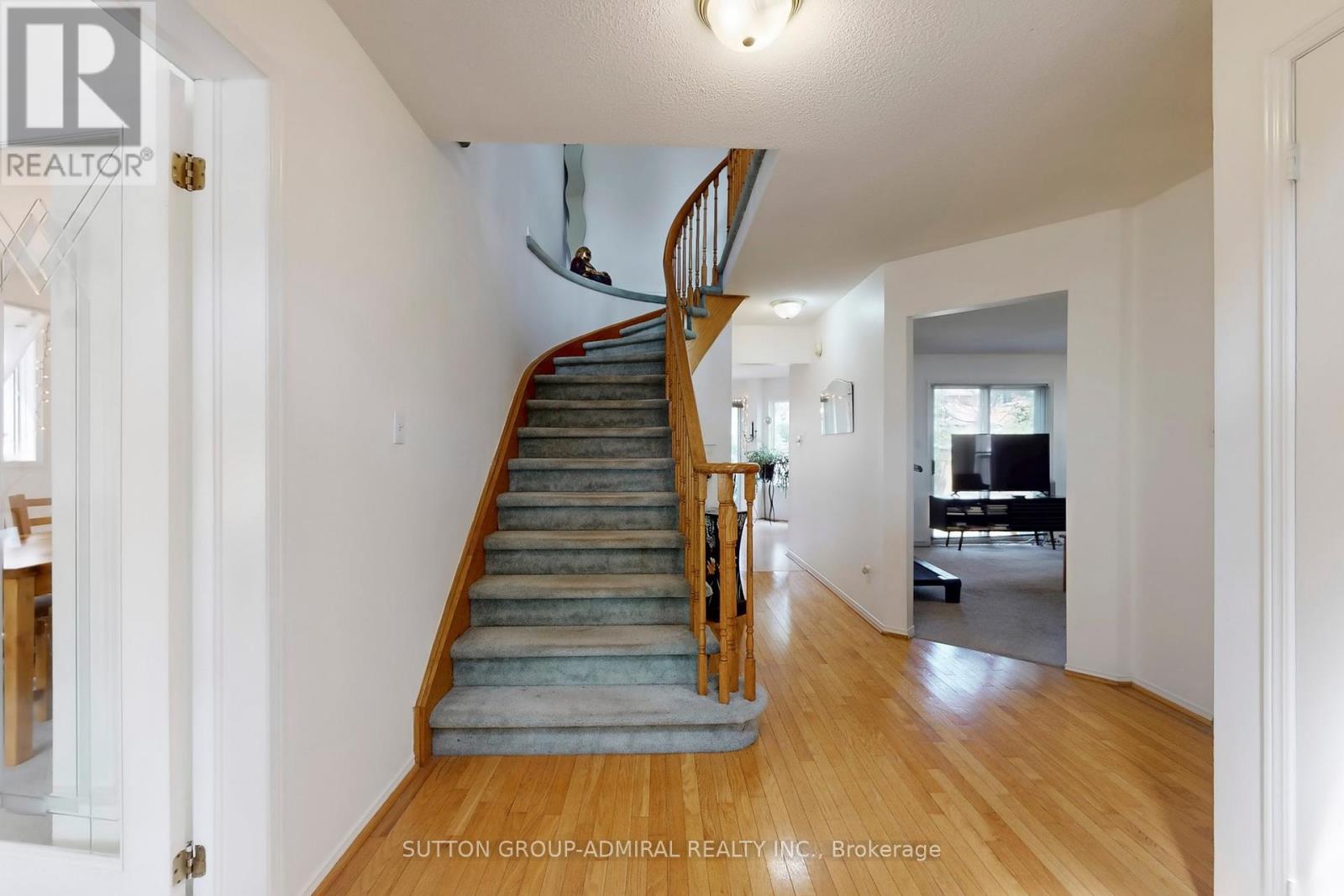 Photo 31 of 184 Hanmer Street W, Barrie ON