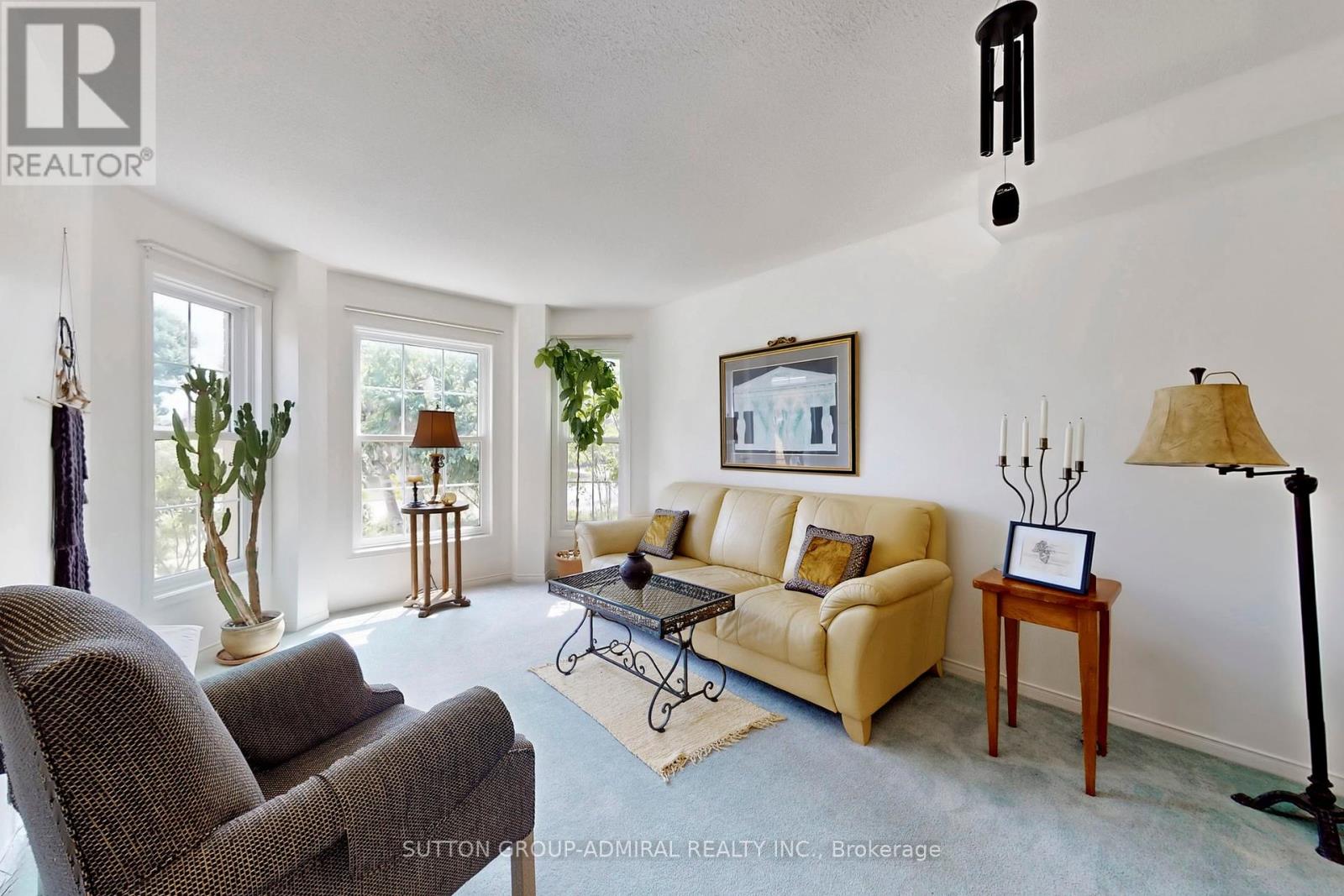Photo 14 of 184 Hanmer Street W, Barrie ON