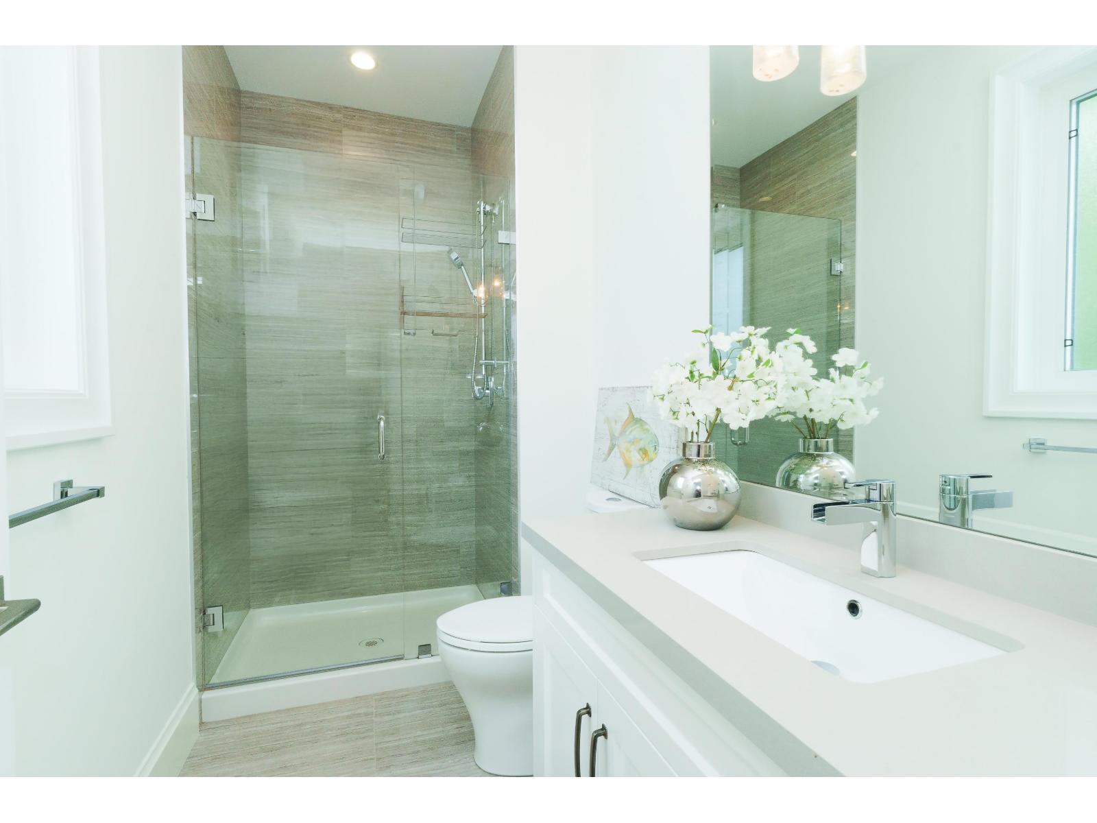 Photo 25 of 8954 Mackie Street, Langley BC