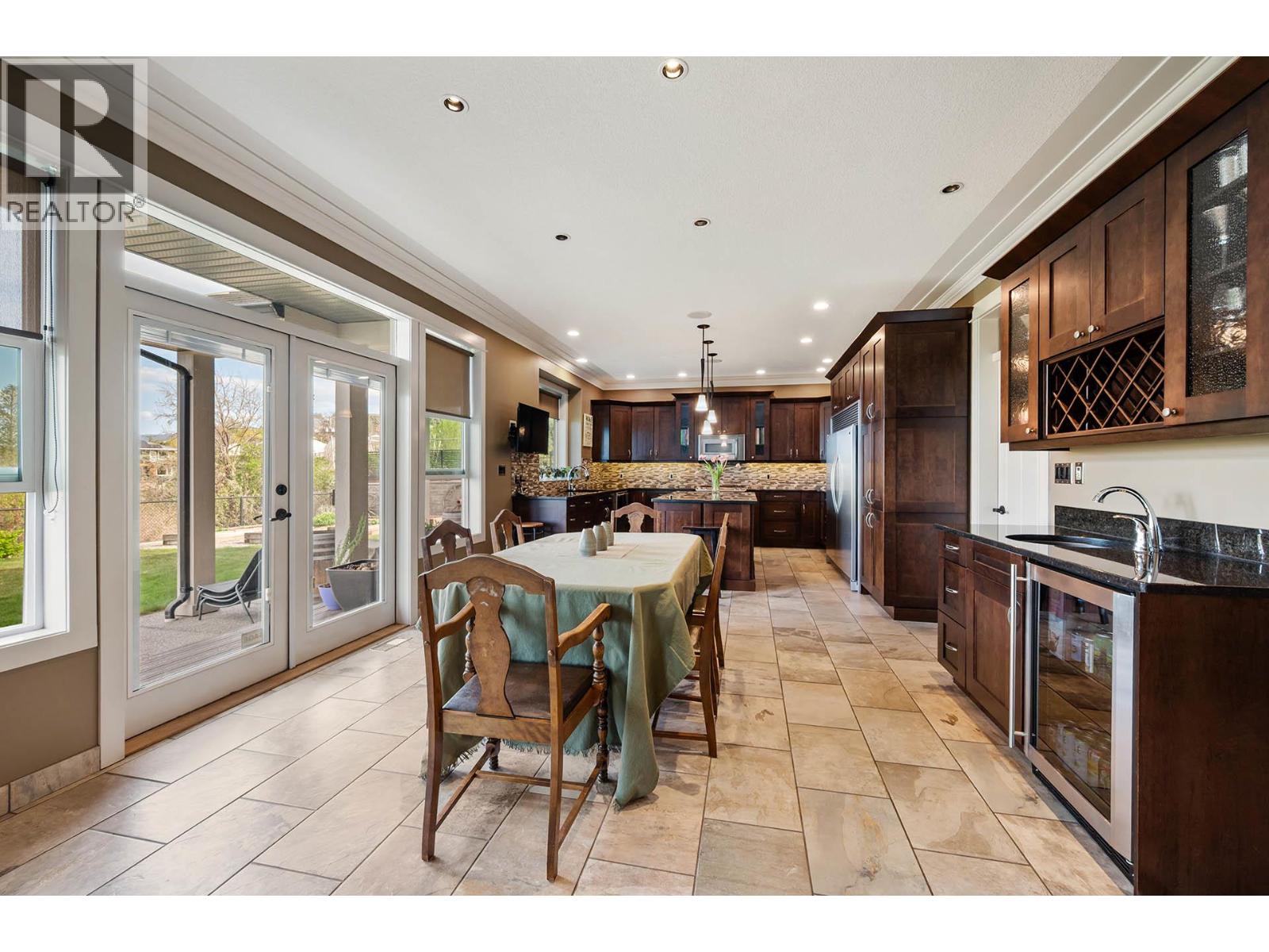 Photo 11 of 341 Fernie Place, Kamloops BC