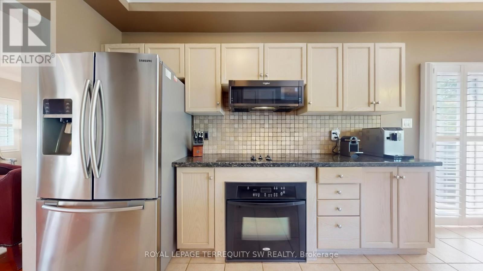 Photo 11 of 3981 Tacc Drive, Mississauga ON