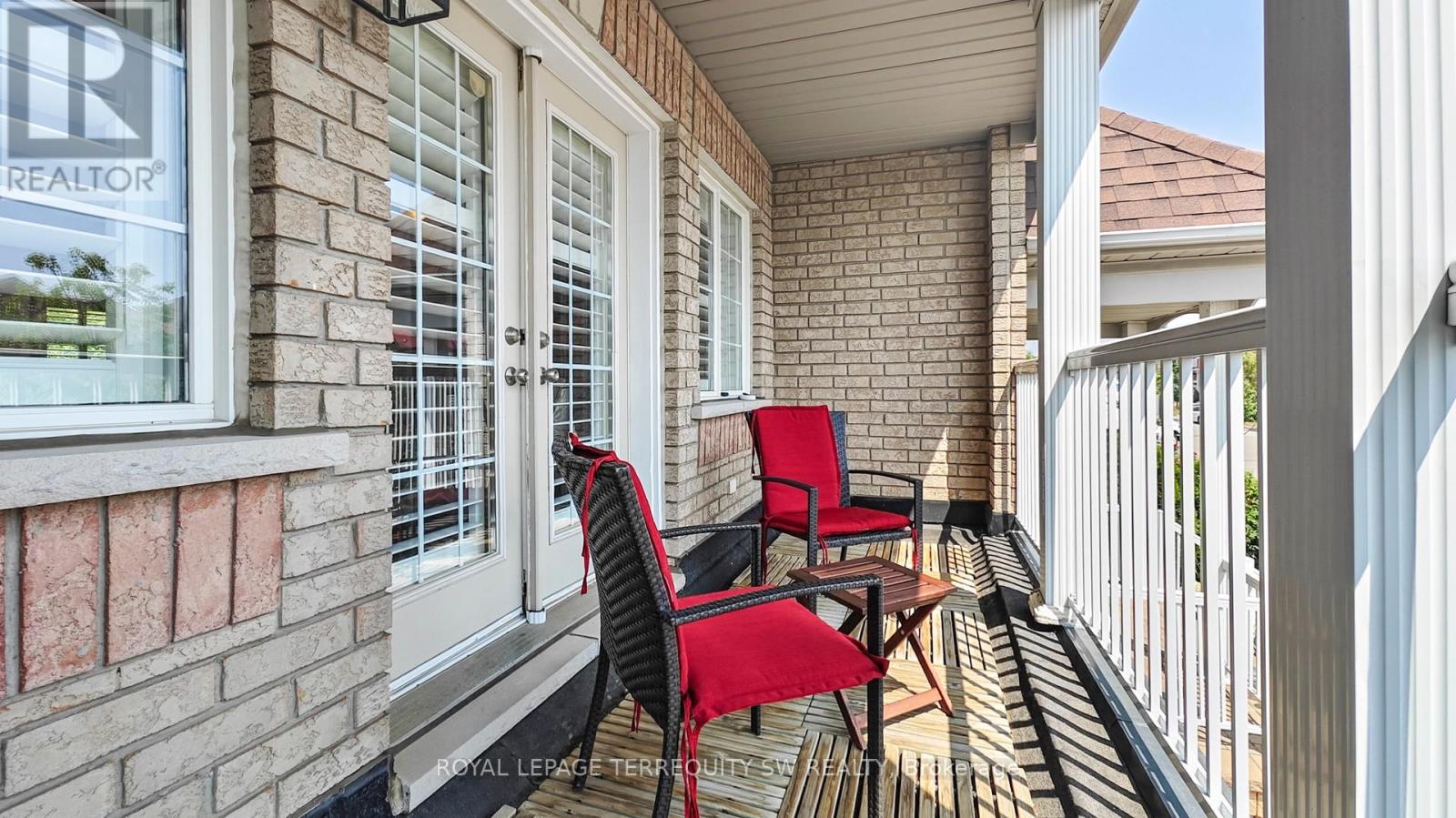 Photo 2 of 3981 Tacc Drive, Mississauga ON