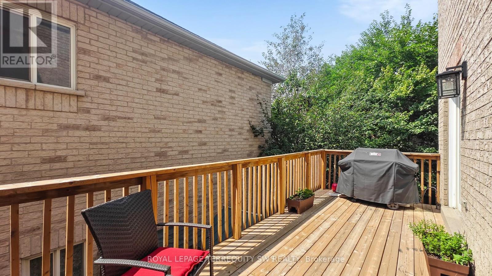 Photo 33 of 3981 Tacc Drive, Mississauga ON