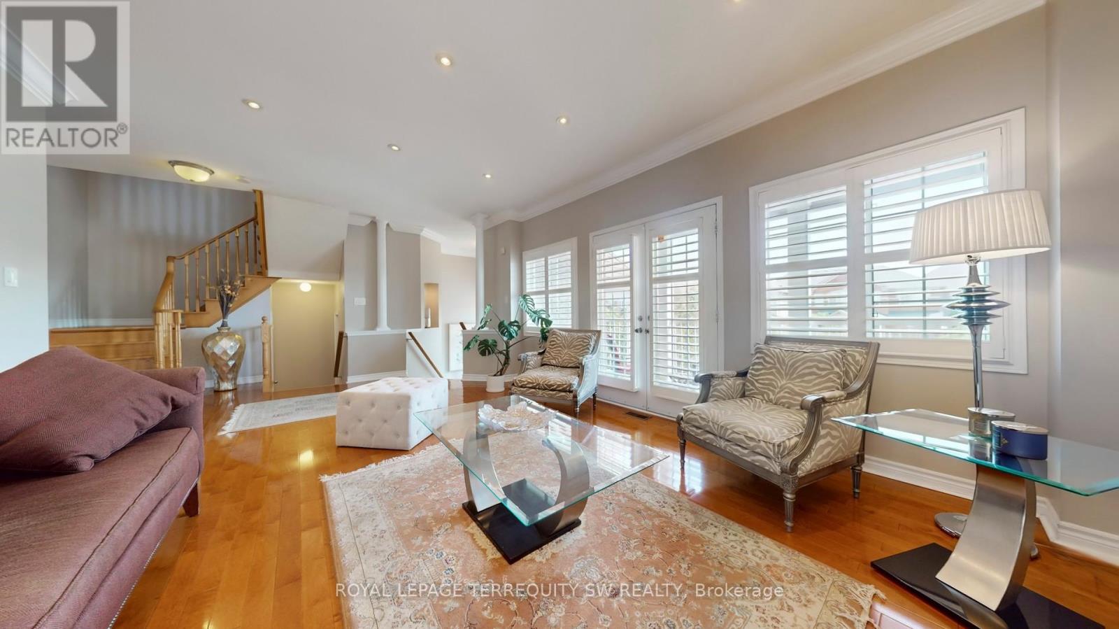 Photo 4 of 3981 Tacc Drive, Mississauga ON