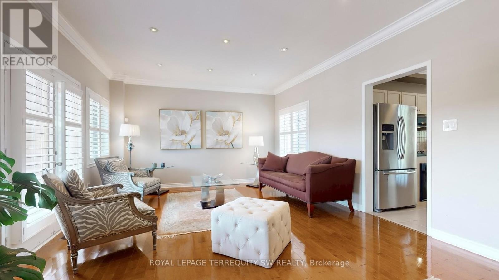 Photo 6 of 3981 Tacc Drive, Mississauga ON