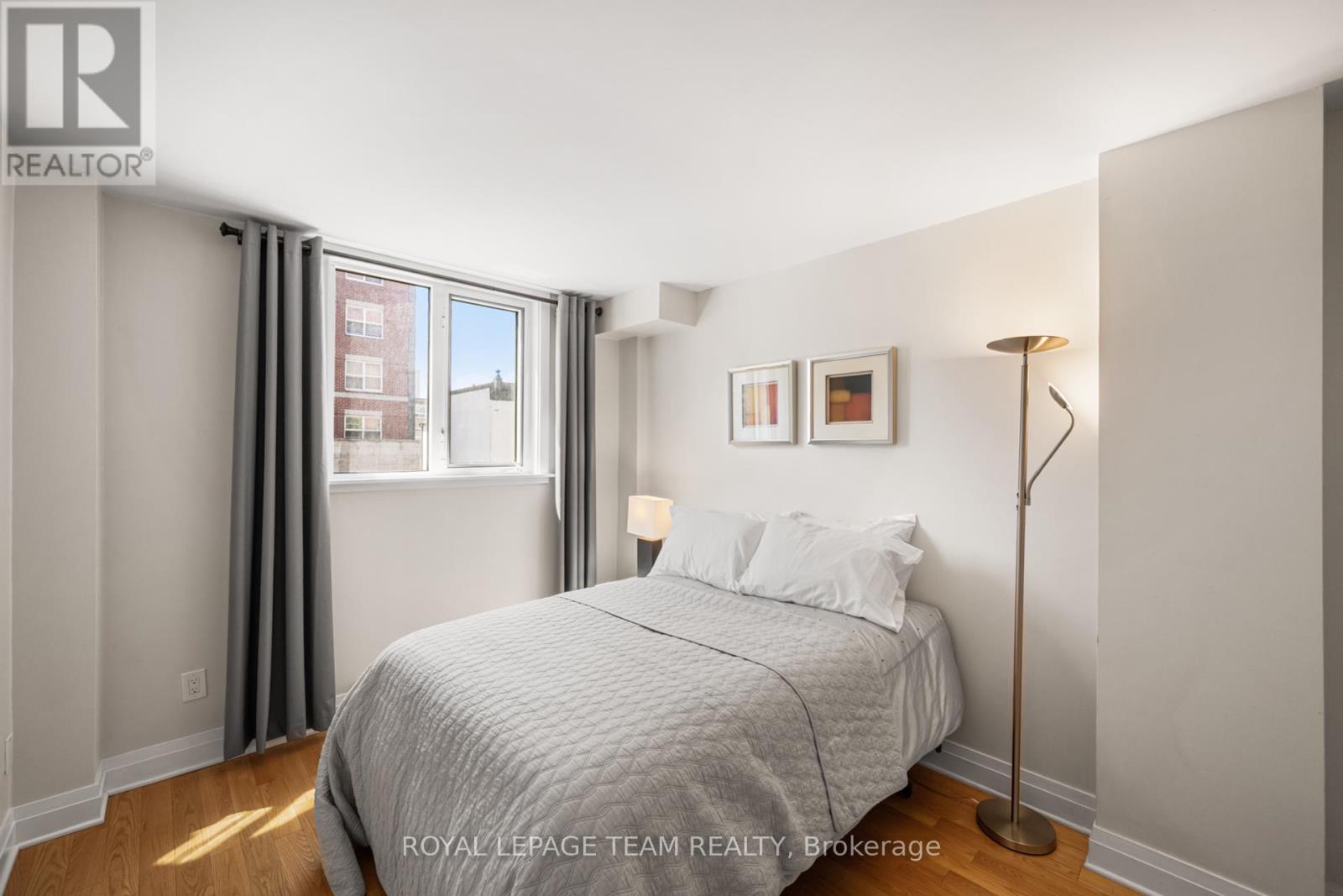 Photo 16 of 202 309 Cumberland Street, Ottawa ON