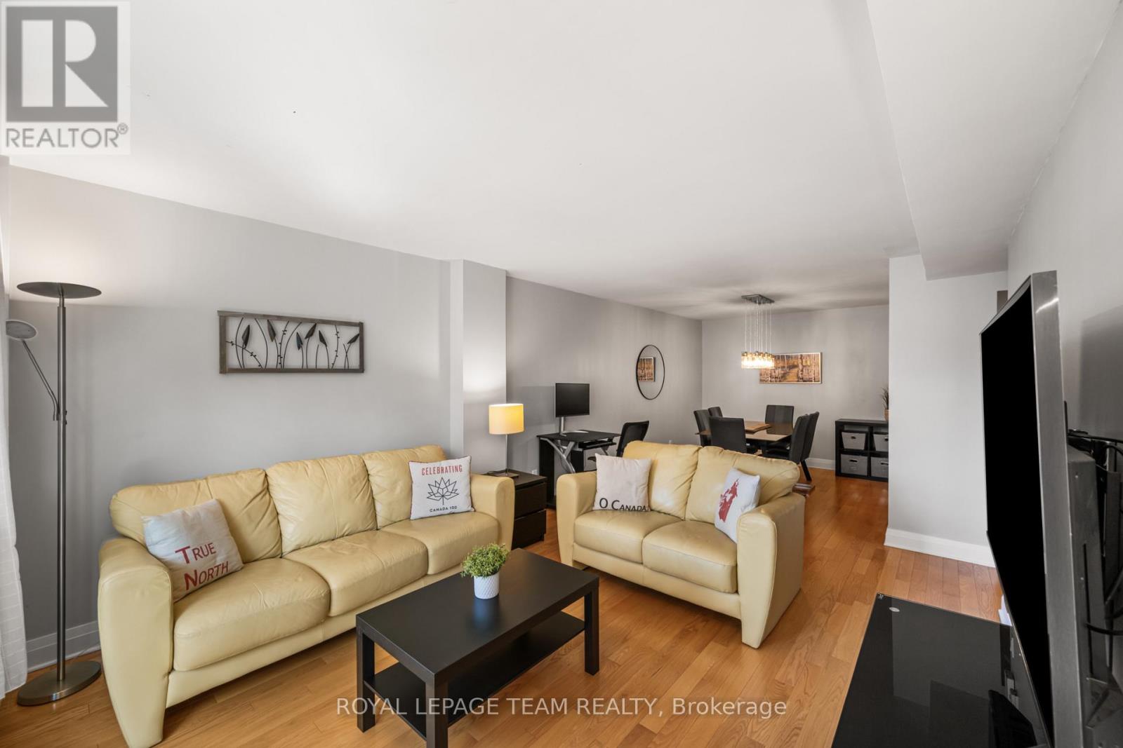 Photo 6 of 202 309 Cumberland Street, Ottawa ON