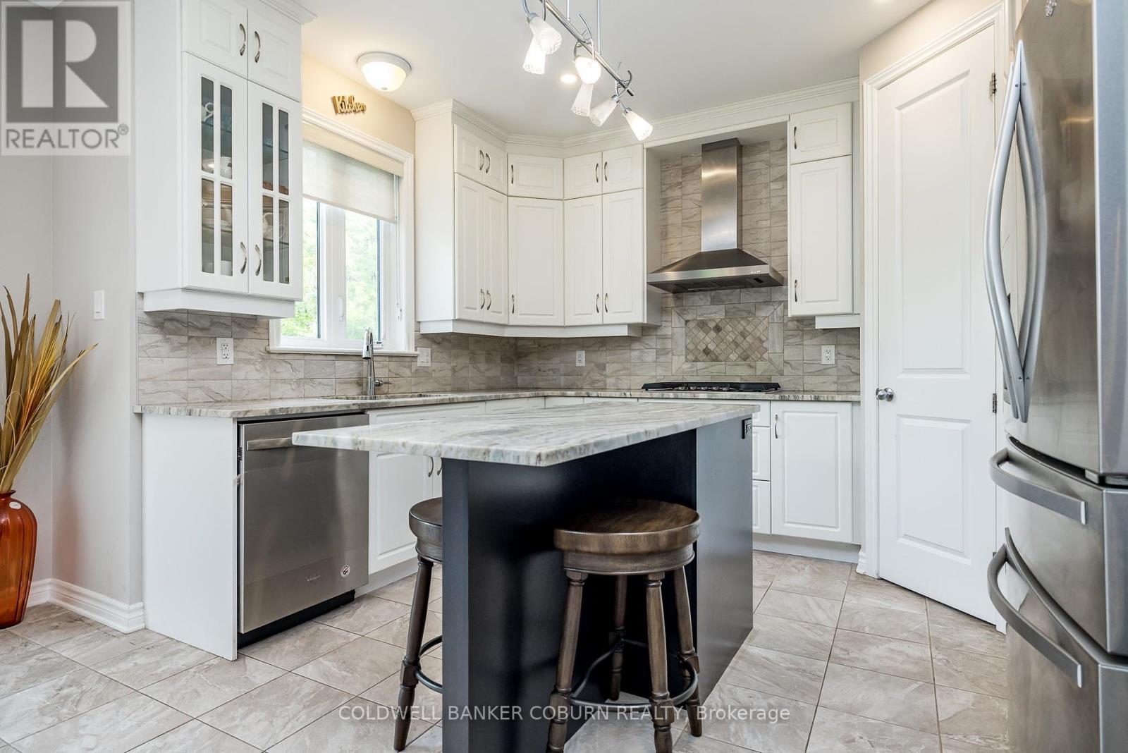 Photo 14 of 549 Osmond Daley Drive, Ottawa ON
