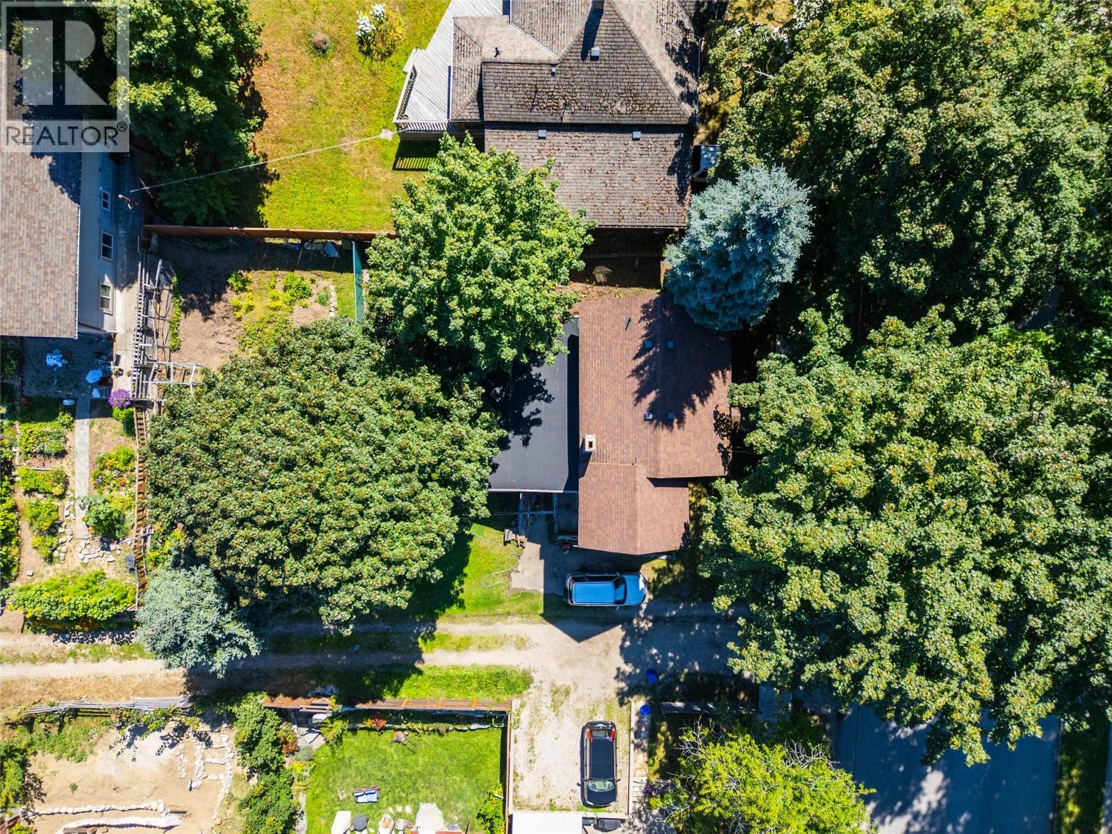 Photo 43 of 1417 Stanley Street, Nelson BC