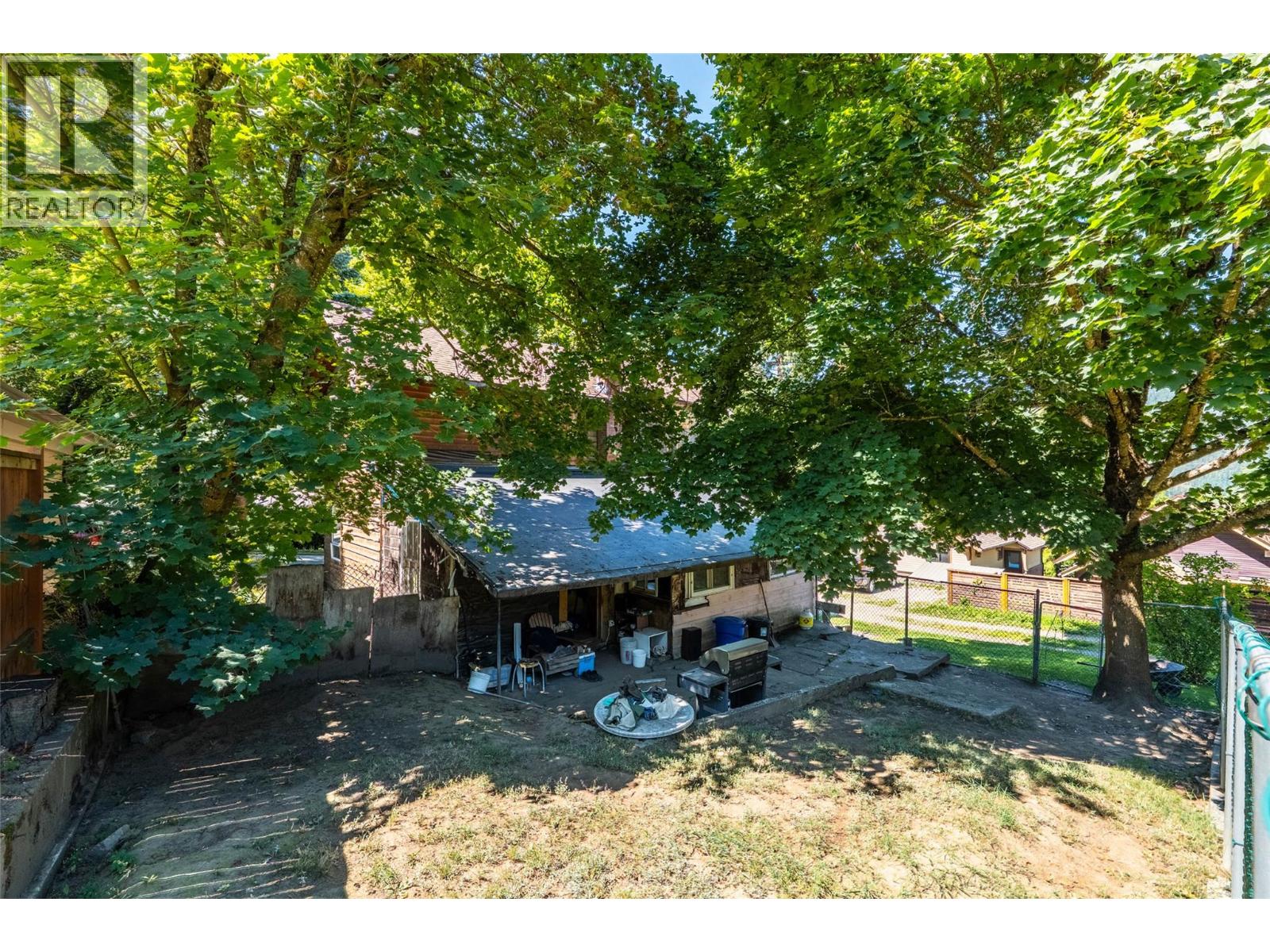 Photo 31 of 1417 Stanley Street, Nelson BC