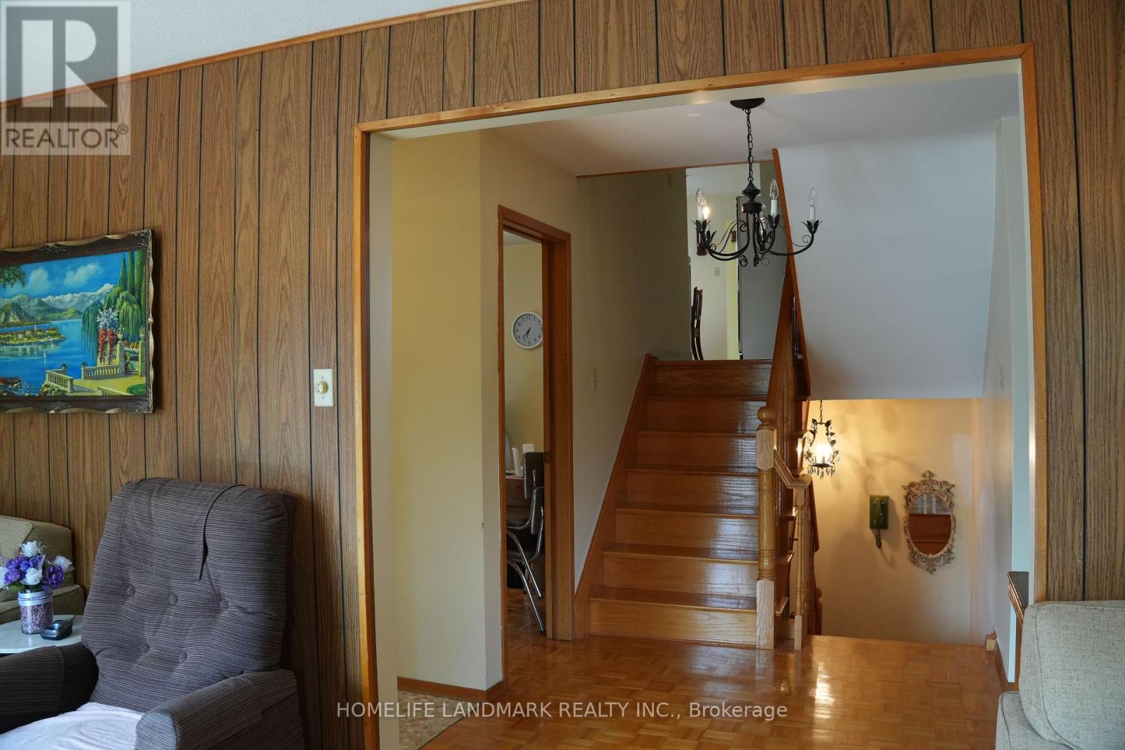 Photo 23 of 57 Navaho Drive, Toronto ON