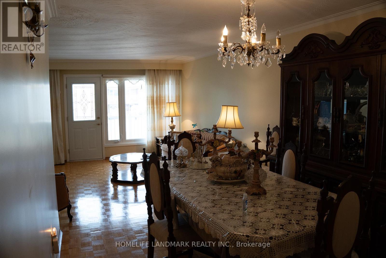 Photo 11 of 57 Navaho Drive, Toronto ON