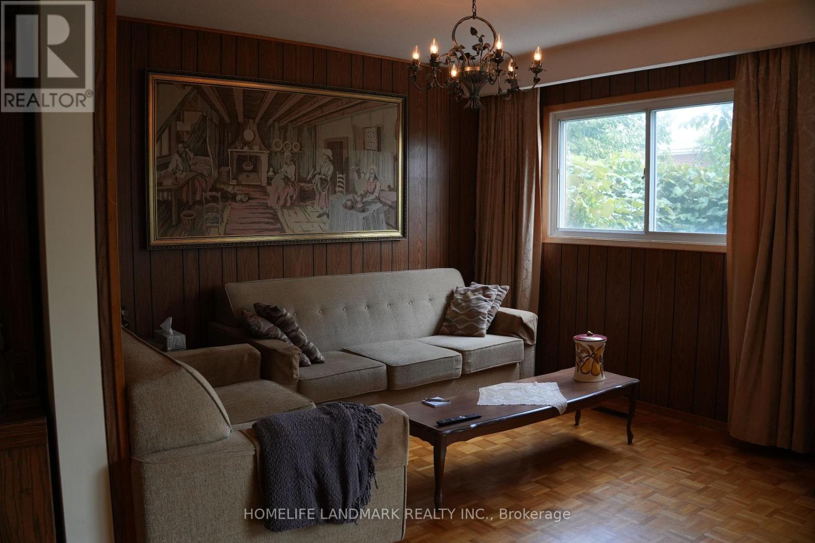 Photo 21 of 57 Navaho Drive, Toronto ON