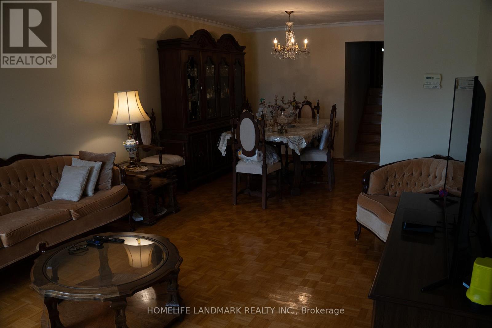 Photo 6 of 57 Navaho Drive, Toronto ON