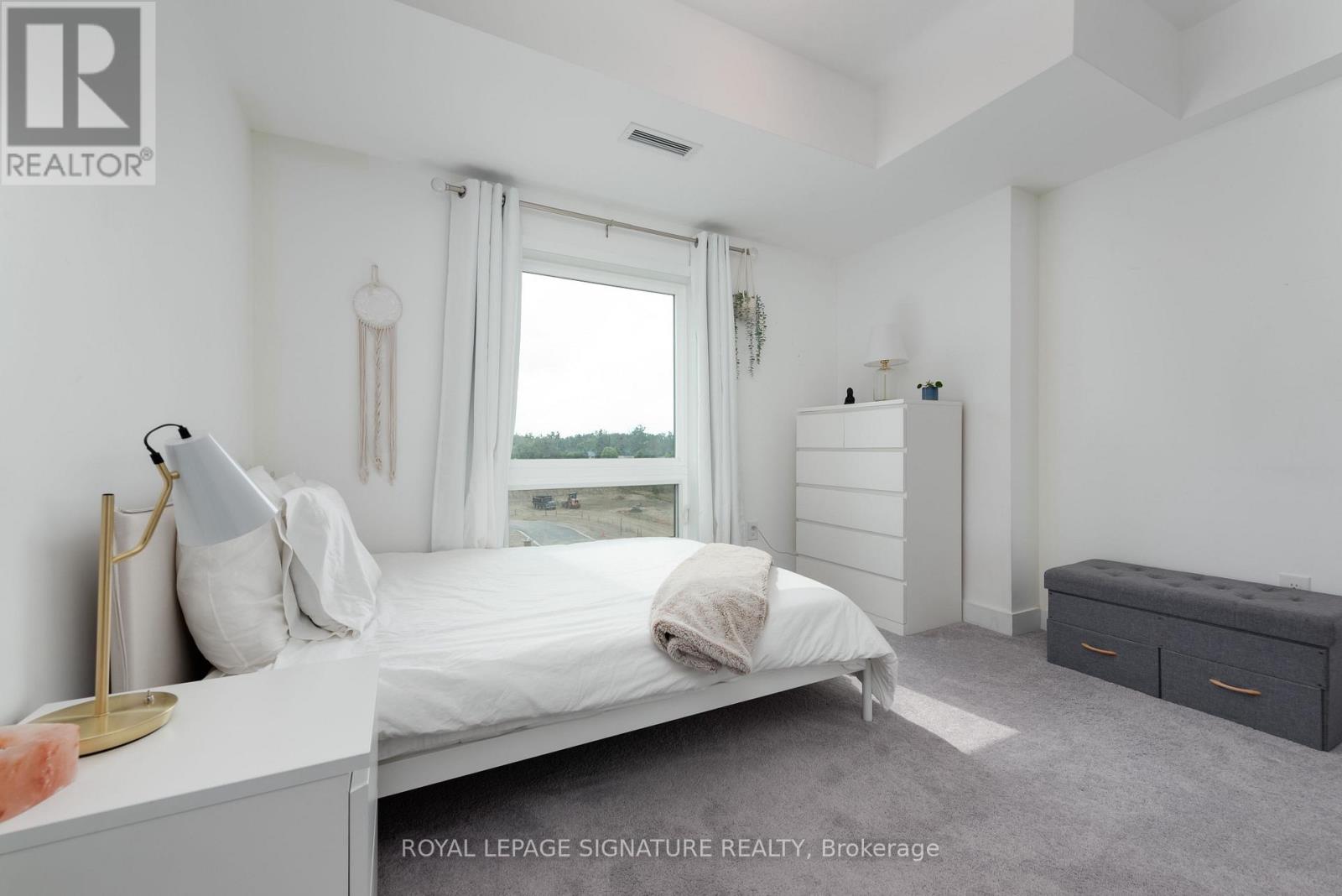 Photo 24 of 508 10 Culinary Lane, Barrie ON