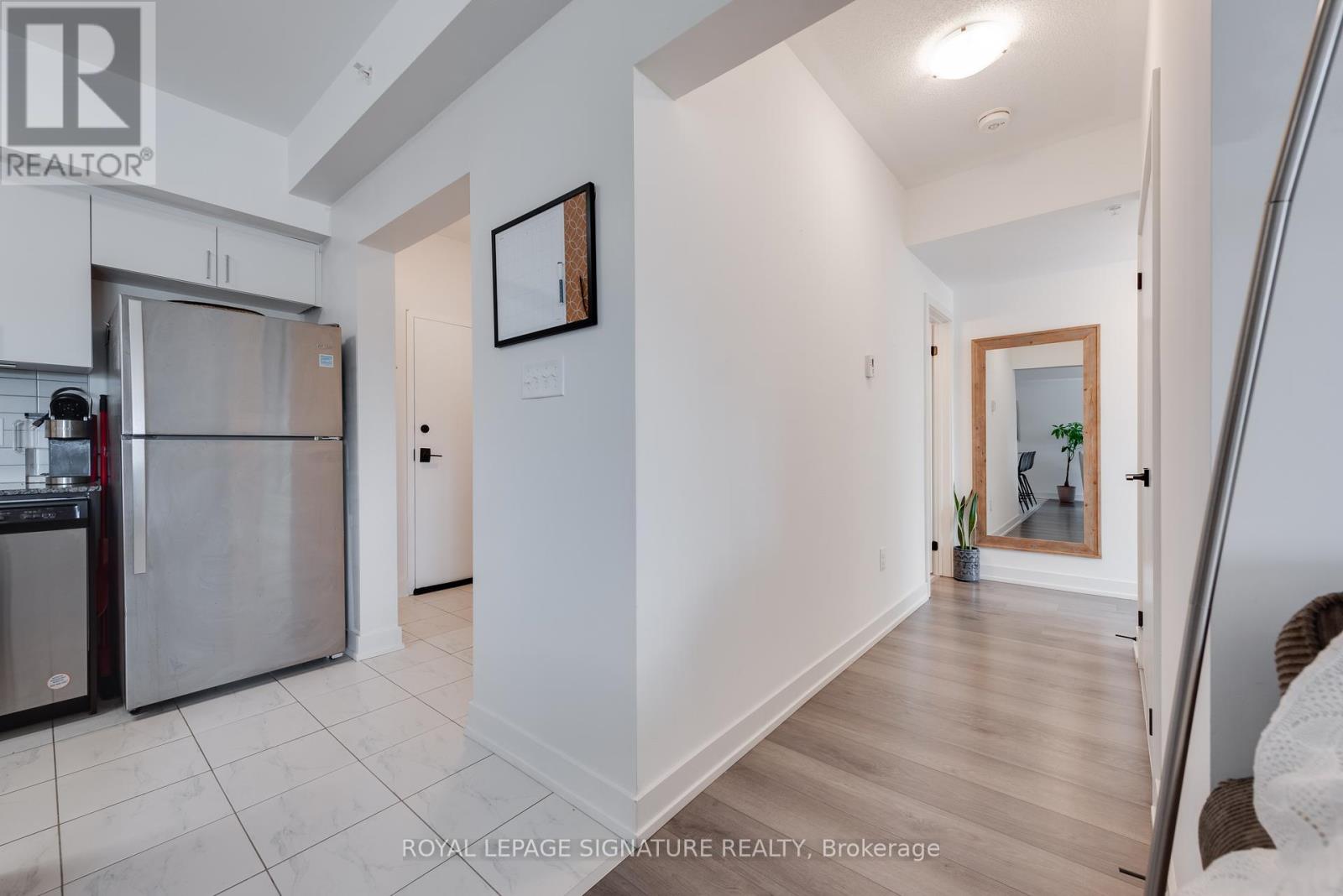 Photo 19 of 508 10 Culinary Lane, Barrie ON