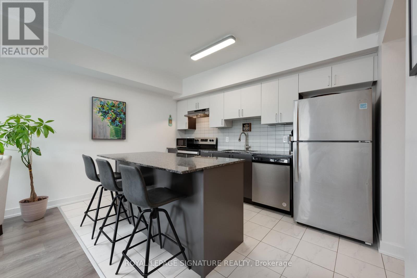 Photo 7 of 508 10 Culinary Lane, Barrie ON