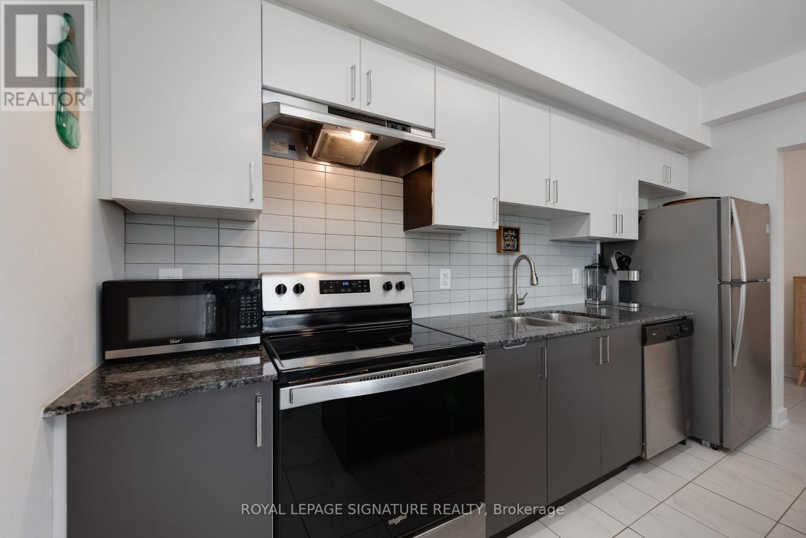 Photo 13 of 508 10 Culinary Lane, Barrie ON