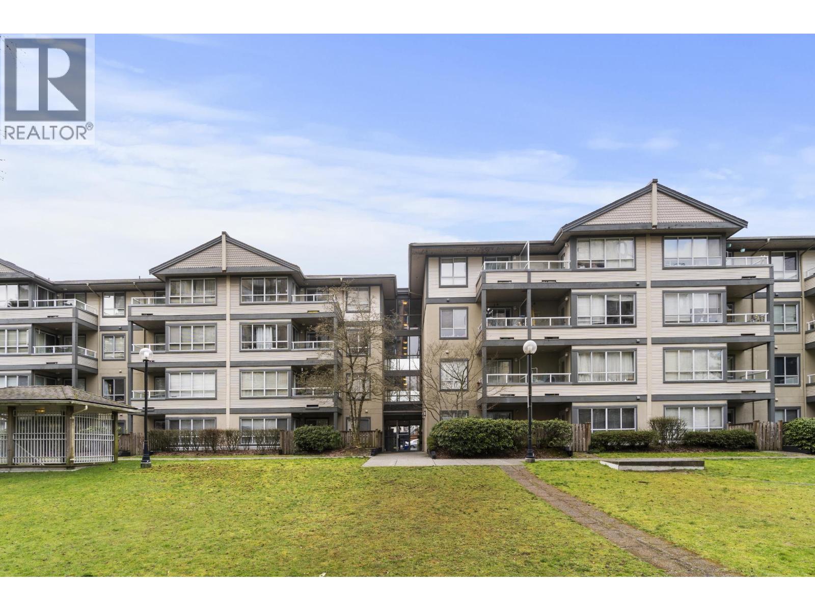 Photo 1 of 301 4990 Mcgeer Street, Vancouver BC