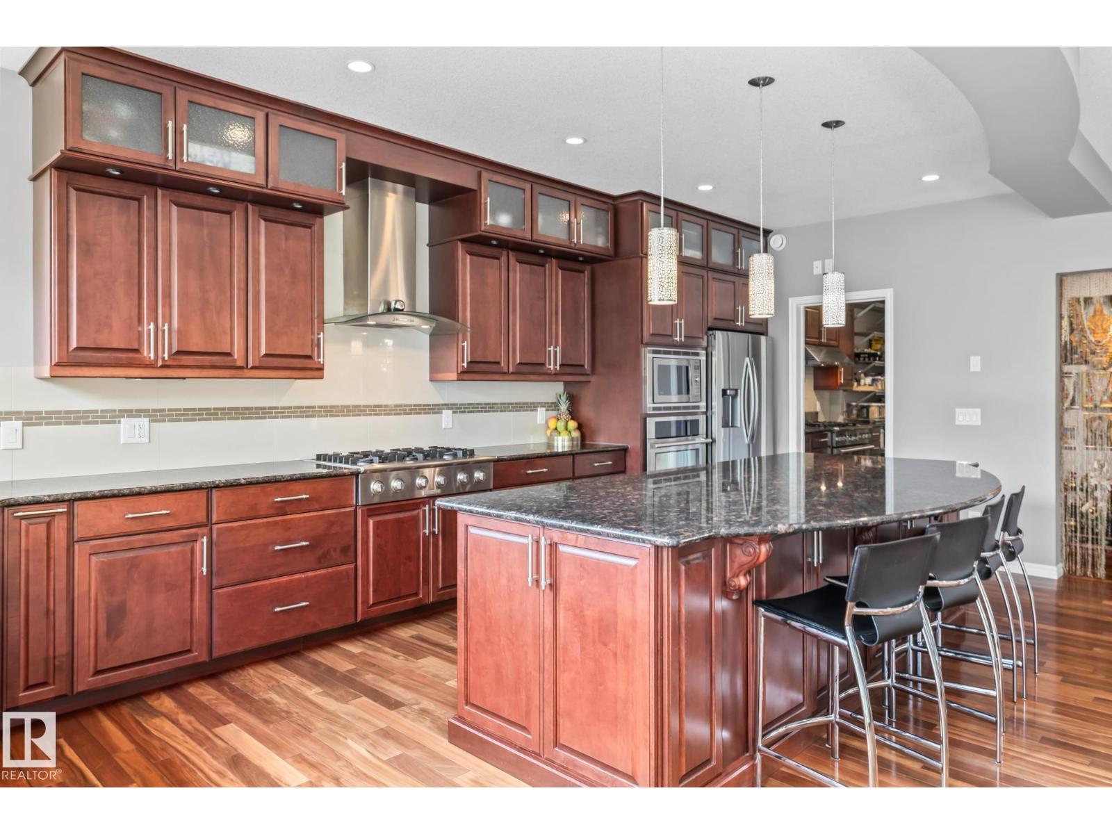 Photo 12 of 26 10550 Ellerslie Rd Sw, Edmonton AB