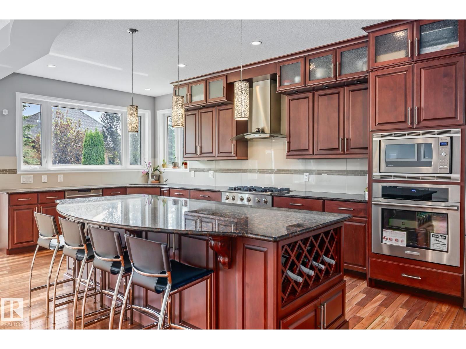 Photo 16 of 26 10550 Ellerslie Rd Sw, Edmonton AB