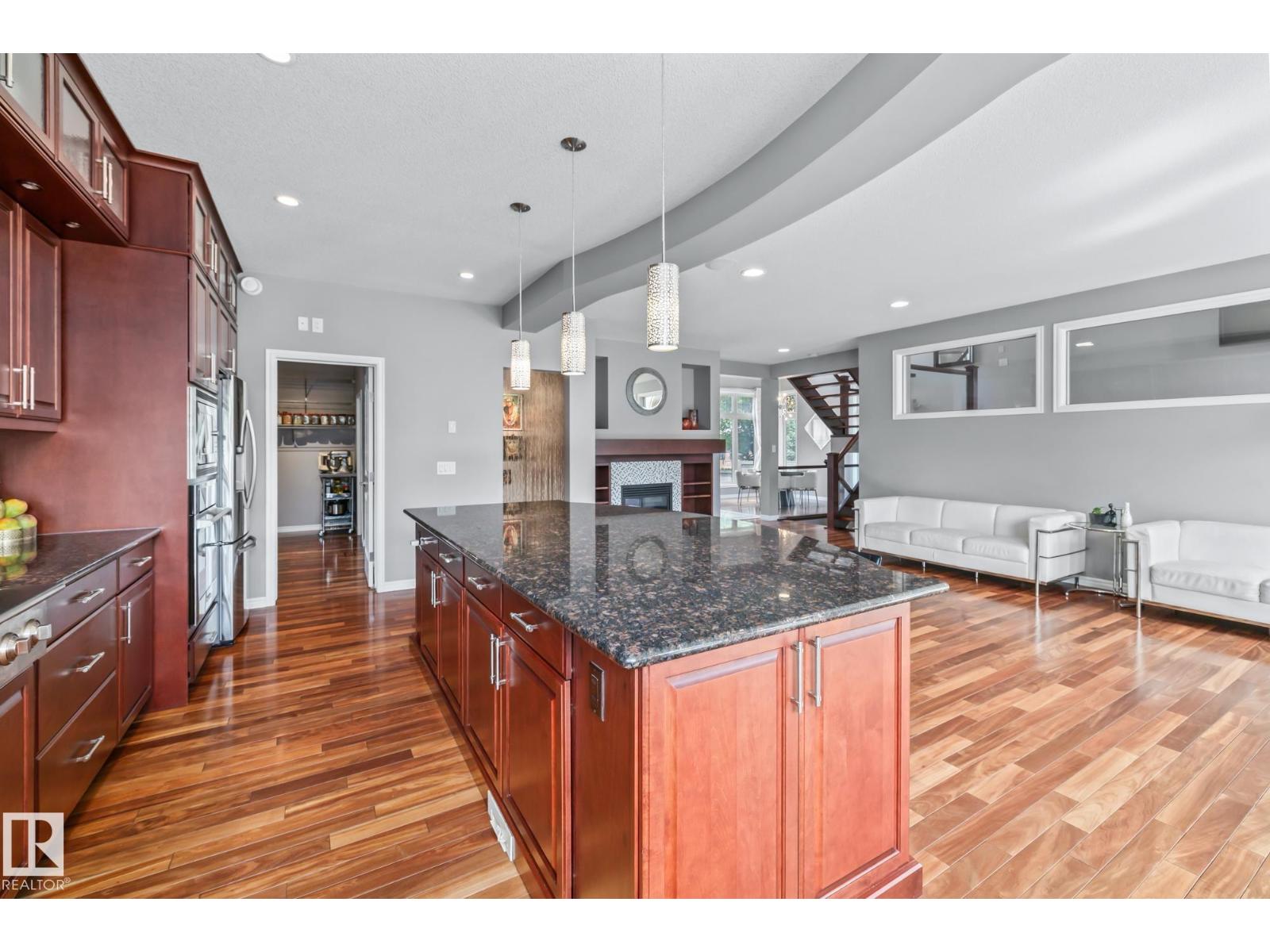 Photo 22 of 26 10550 Ellerslie Rd Sw, Edmonton AB