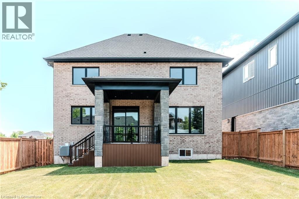 Photo 47 of 7 Bartlett Avenue, Grimsby ON