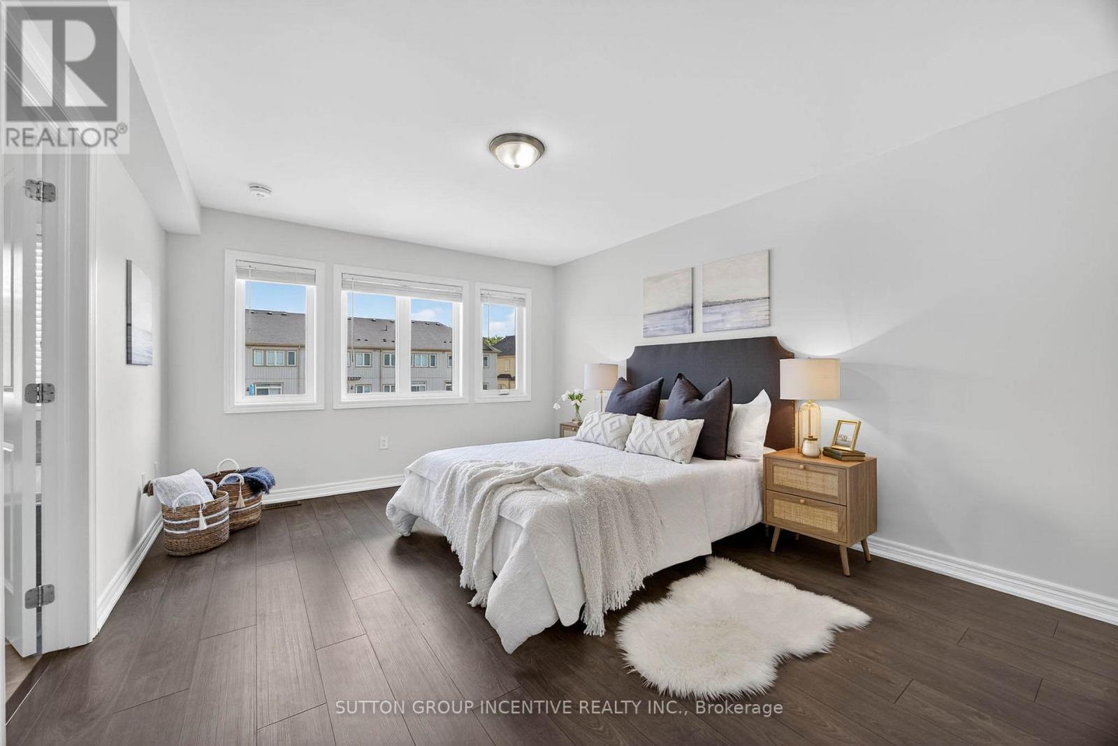 Photo 15 of 17 Churchlea Mews, Orillia ON
