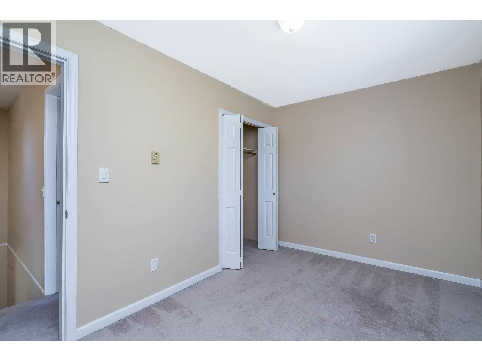 Photo 6 of 915 Citadel Drive, Port Coquitlam BC