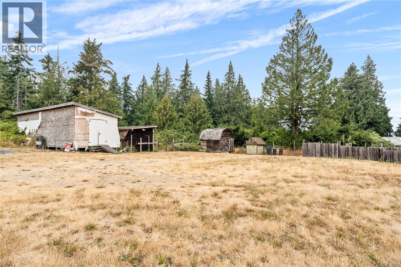 Photo 41 of 2975 Thorpe Rd, Qualicum Beach BC