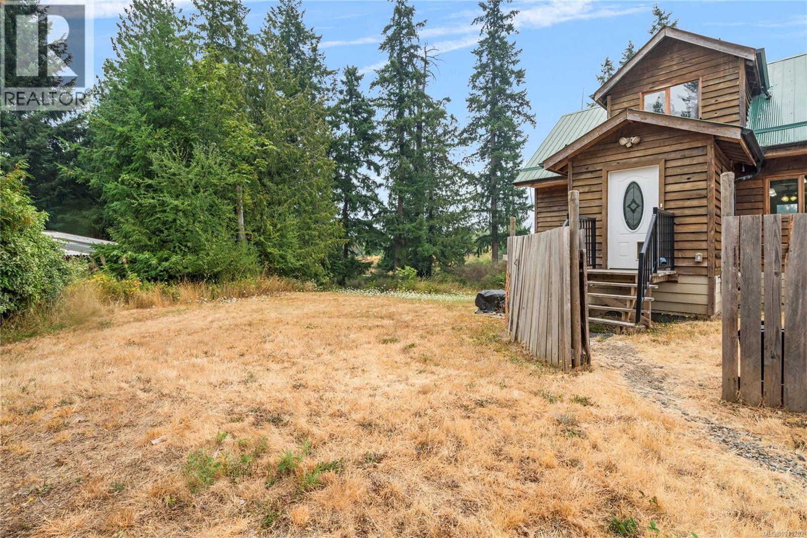 Photo 35 of 2975 Thorpe Rd, Qualicum Beach BC