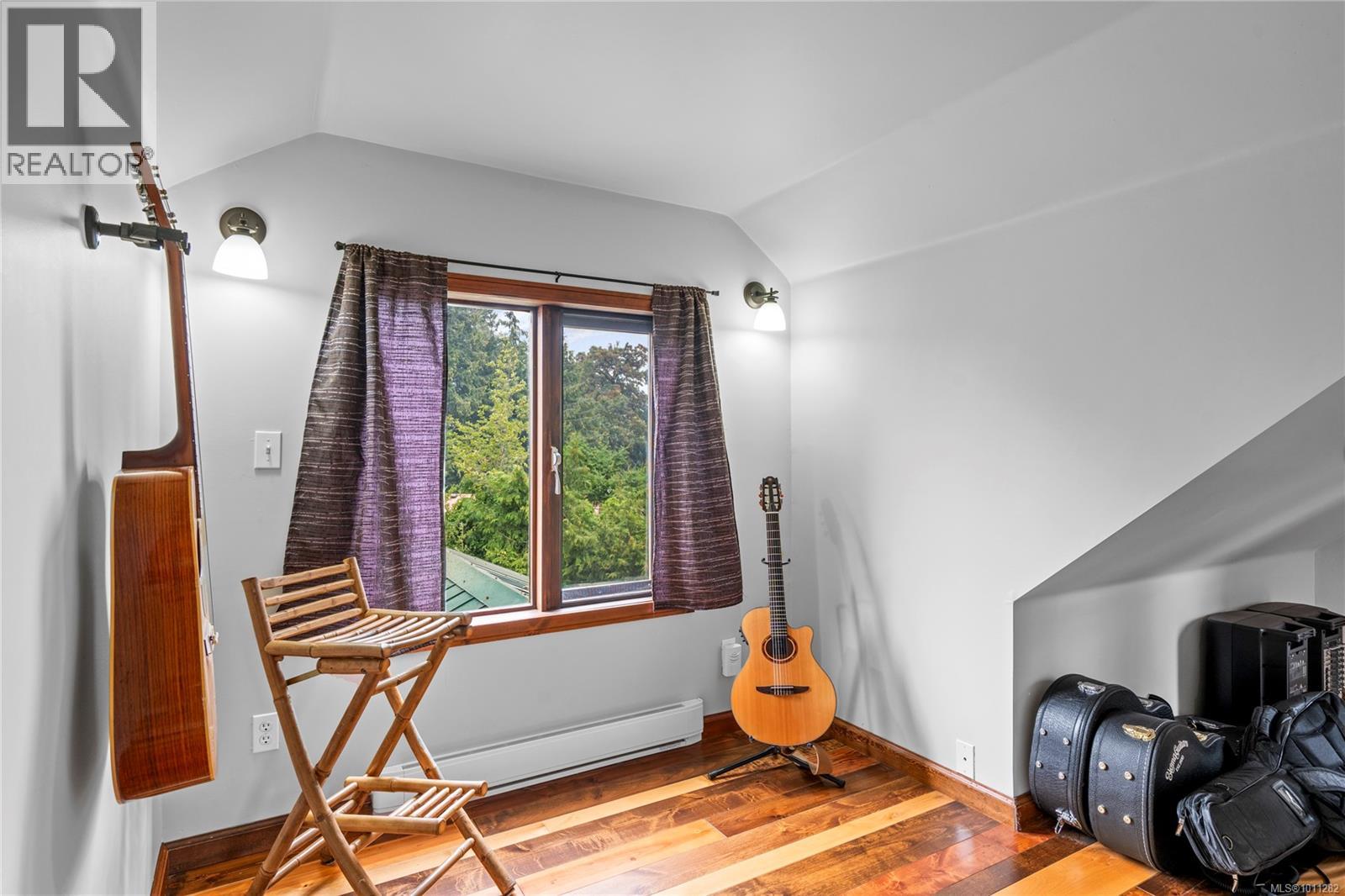 Photo 28 of 2975 Thorpe Rd, Qualicum Beach BC