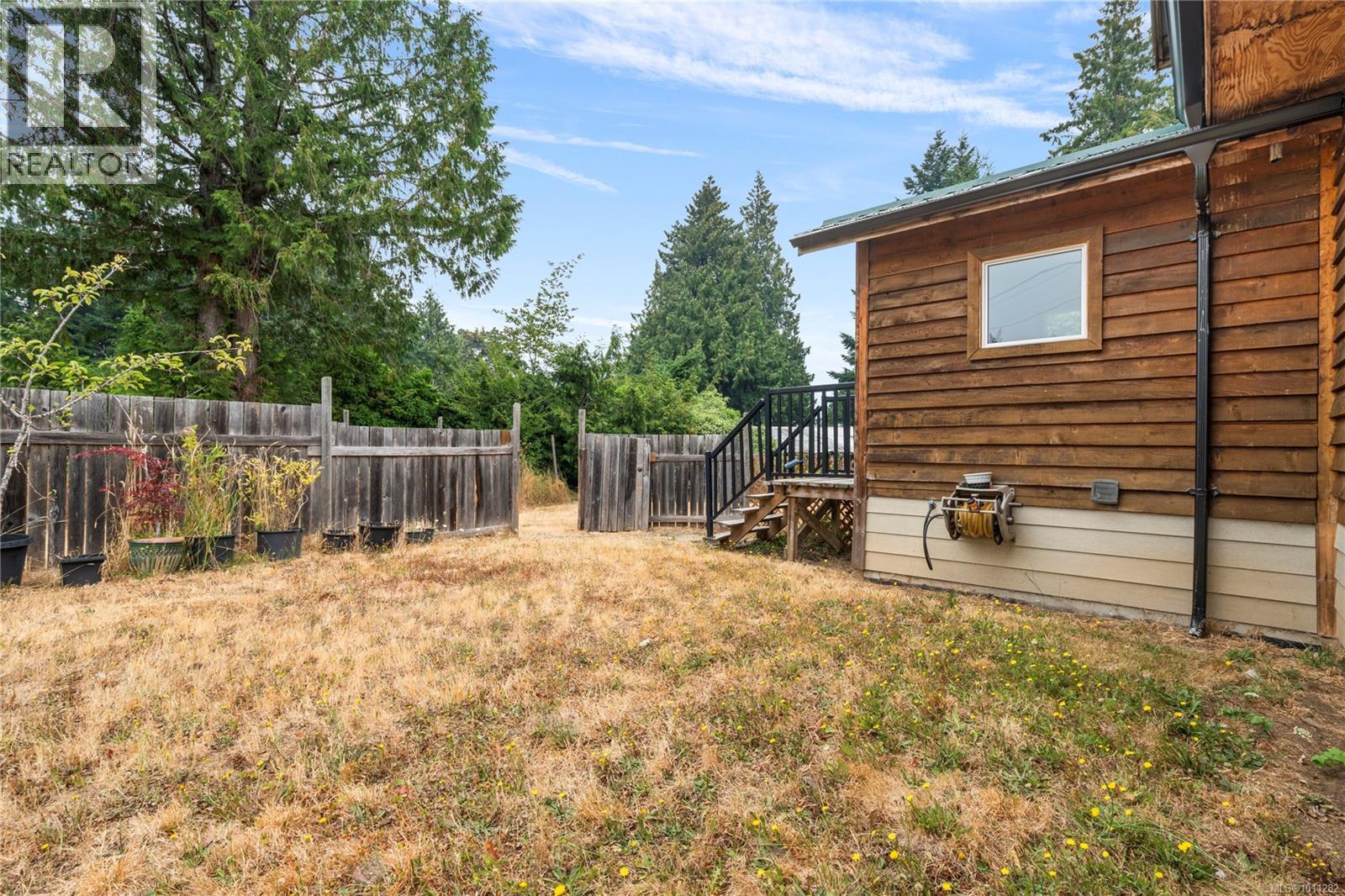 Photo 34 of 2975 Thorpe Rd, Qualicum Beach BC