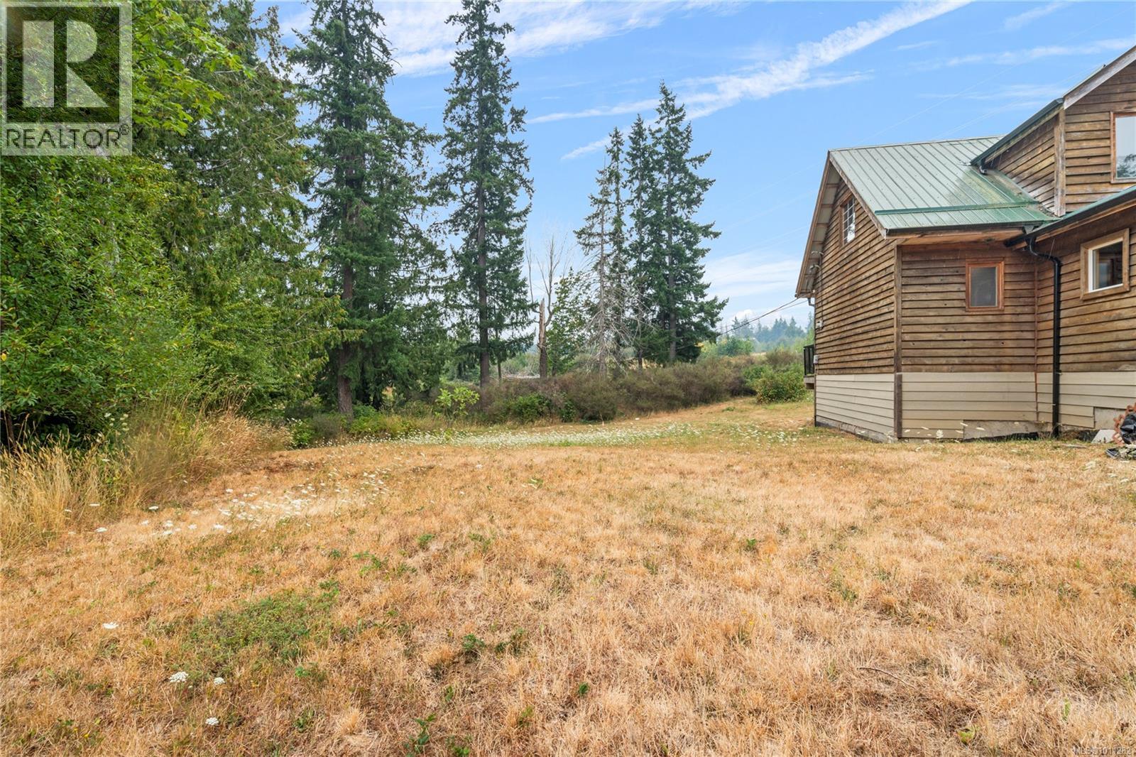 Photo 36 of 2975 Thorpe Rd, Qualicum Beach BC