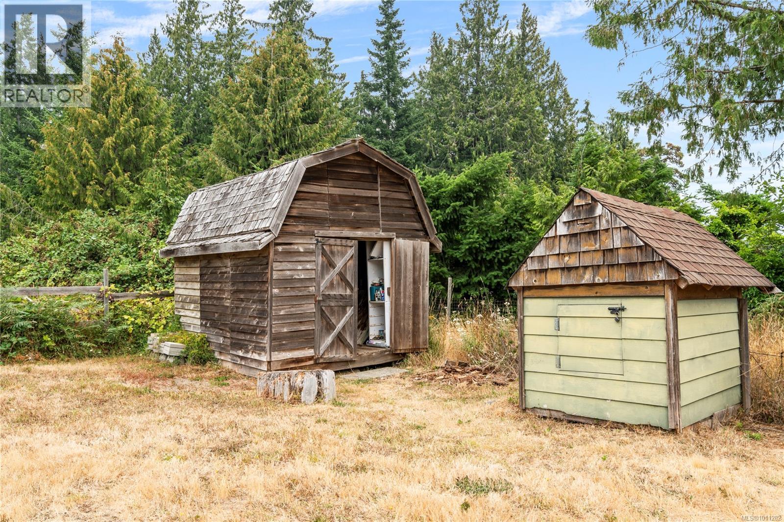 Photo 43 of 2975 Thorpe Rd, Qualicum Beach BC