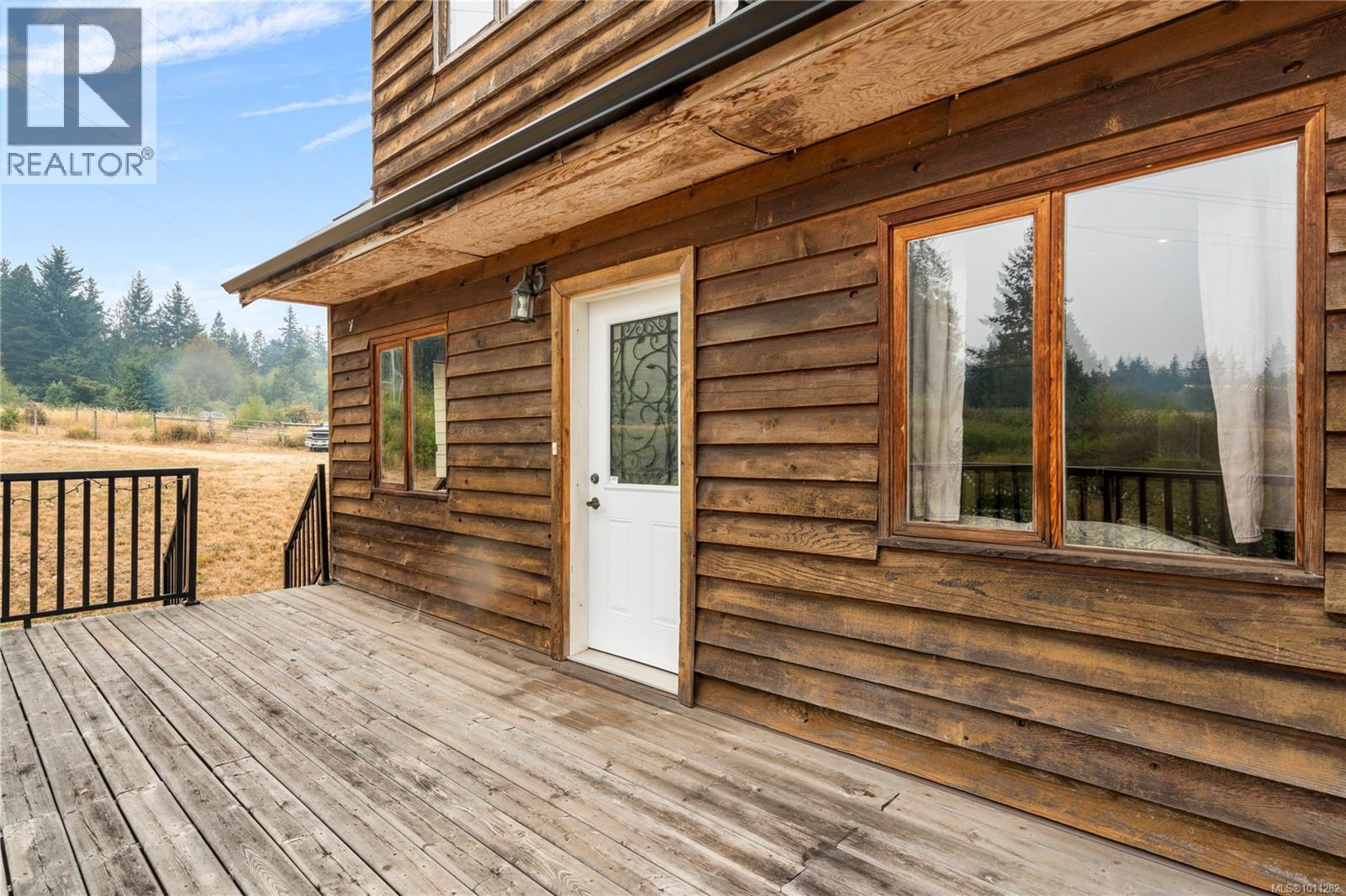 Photo 31 of 2975 Thorpe Rd, Qualicum Beach BC